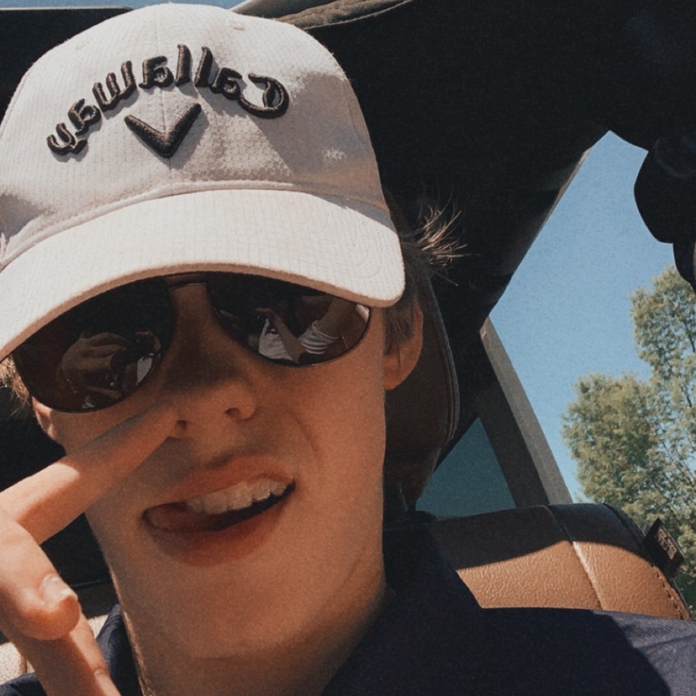 Meet your Posher, Logan